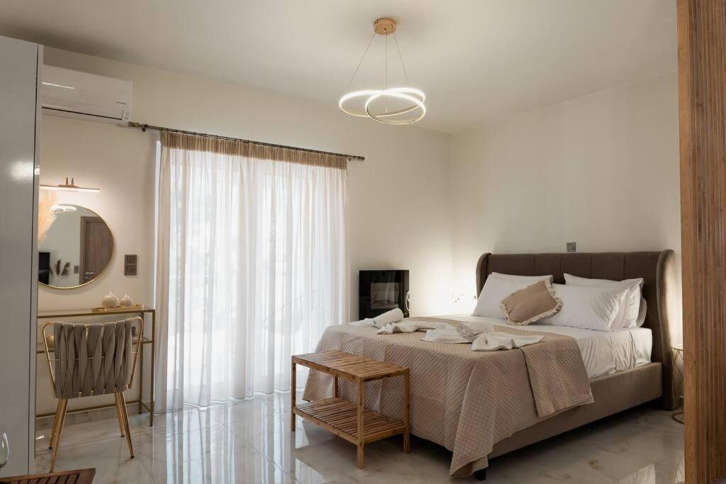 Elite Suite 1 view 5