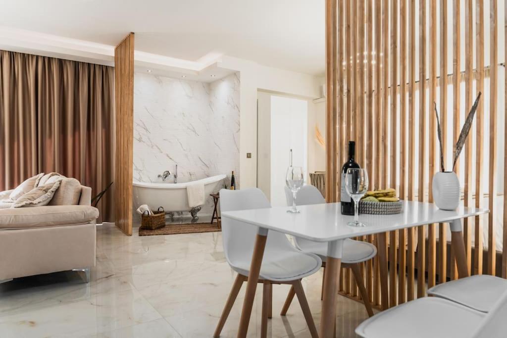 Elite Suite 1 view 2