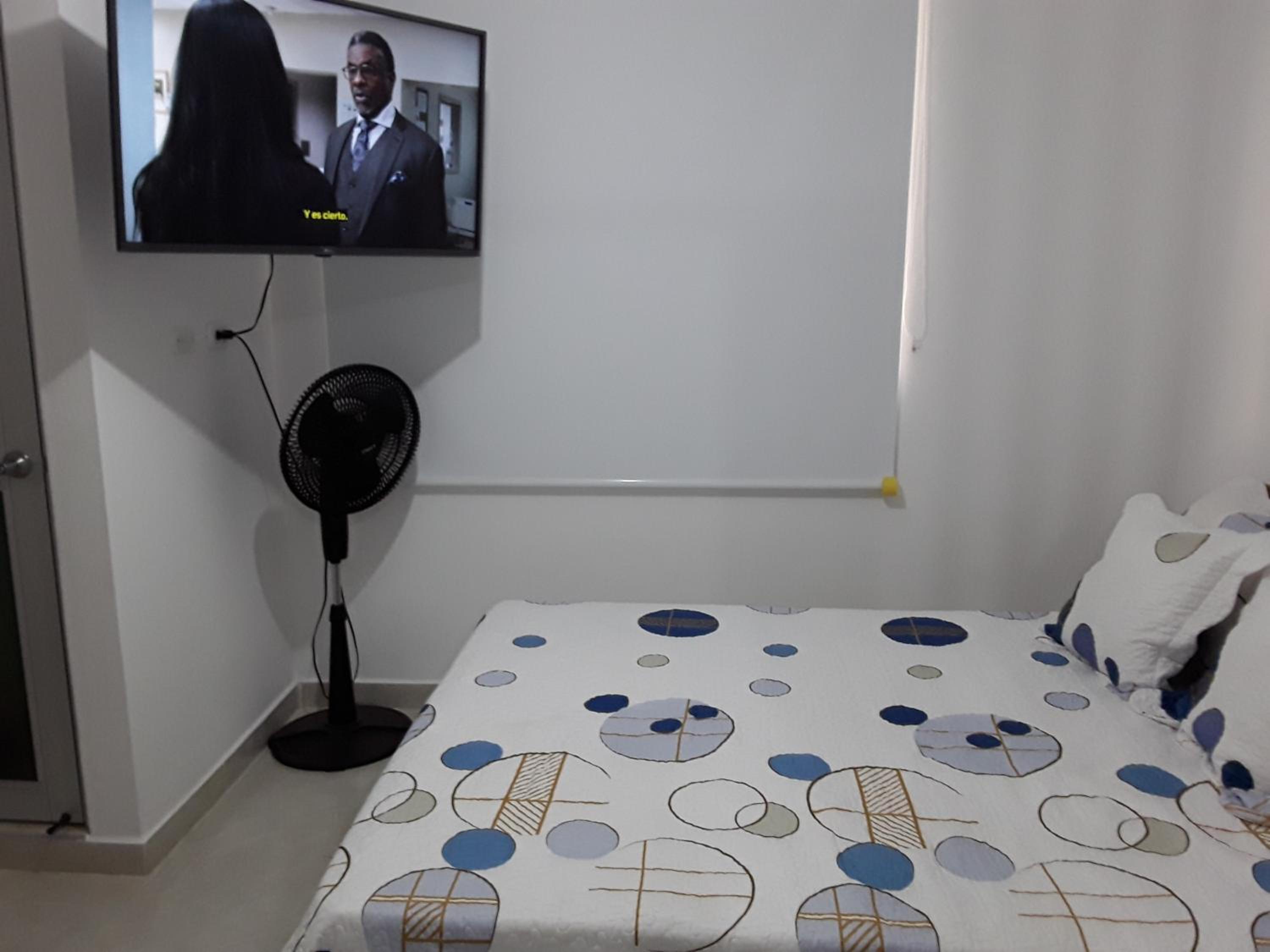 estudio con Piscina en Res de lujo a 10 min ctro y playas