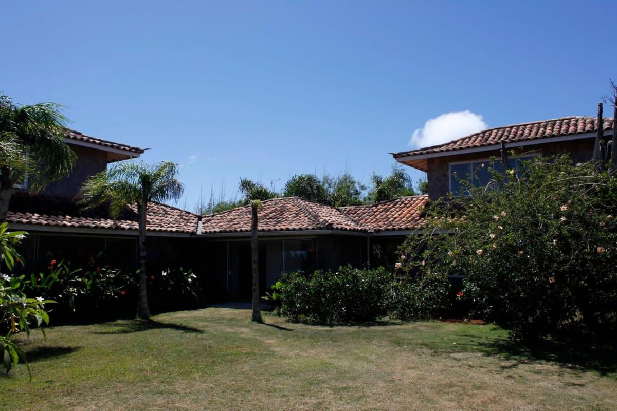 Beautiful Hilltop House Tartaruga Beach - BUZ007