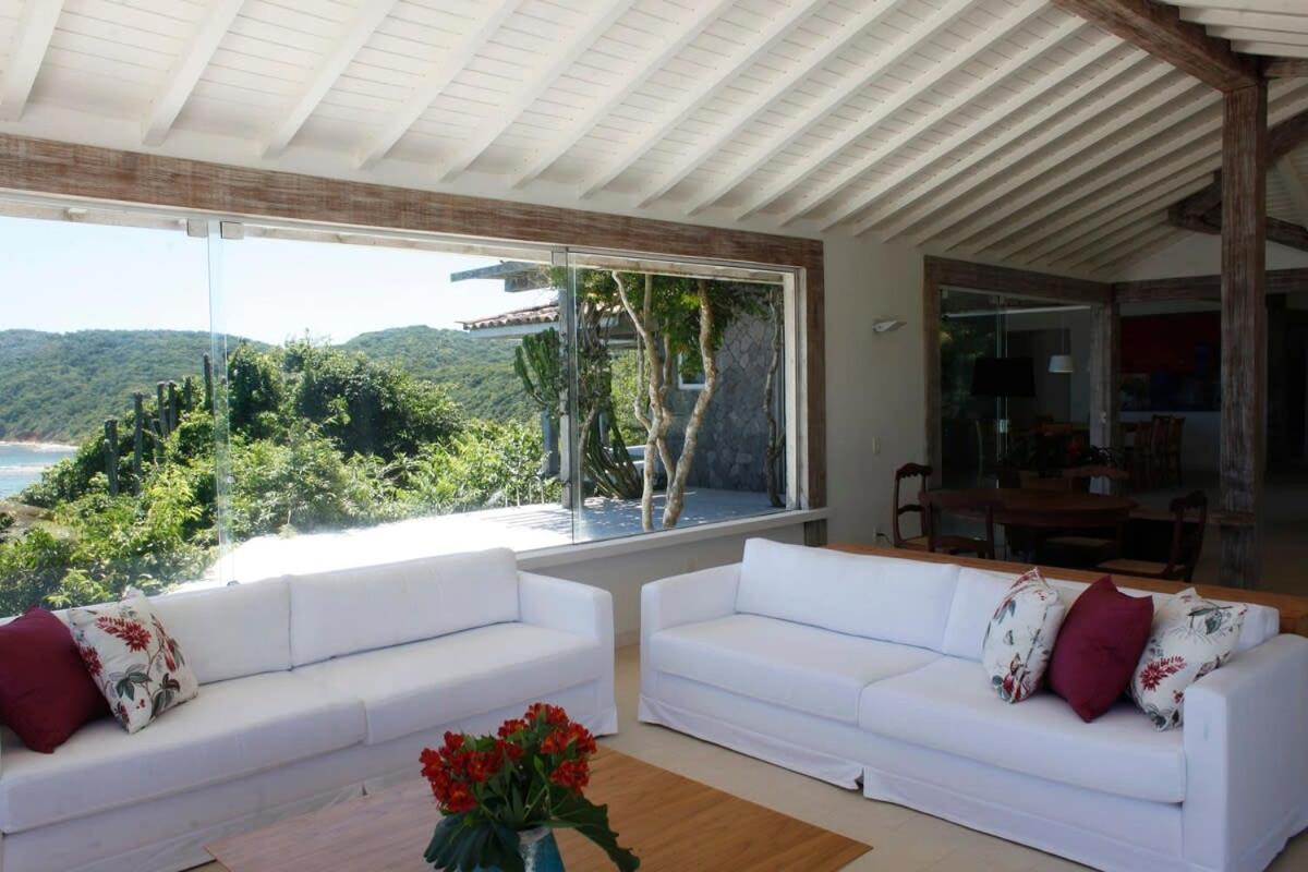 Beautiful Hilltop House Tartaruga Beach - BUZ007