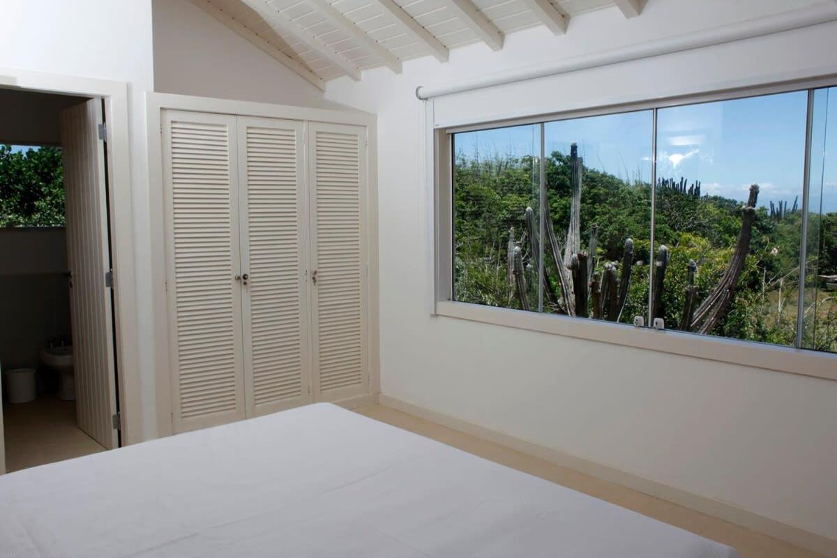 Beautiful Hilltop House Tartaruga Beach - BUZ007