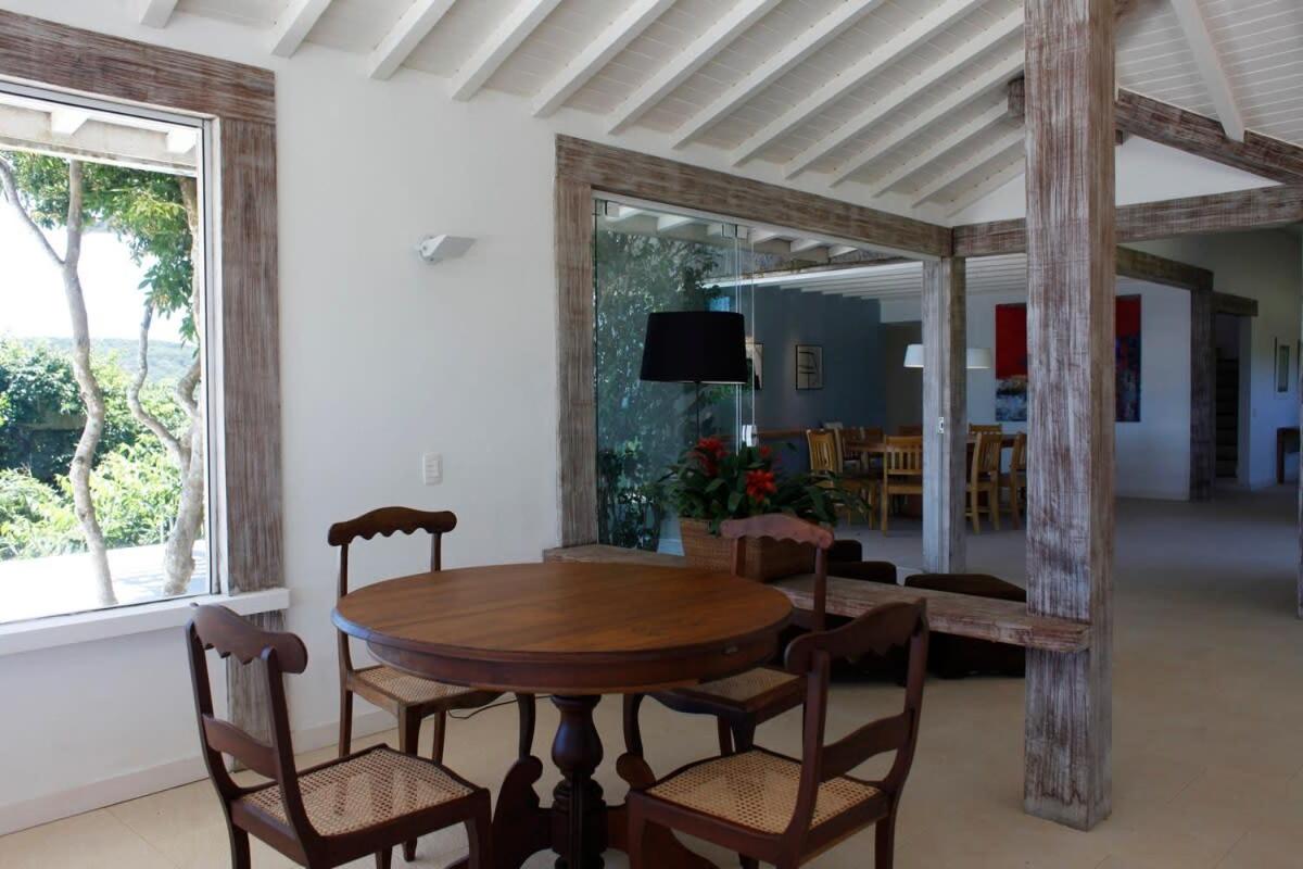 Beautiful Hilltop House Tartaruga Beach - BUZ007