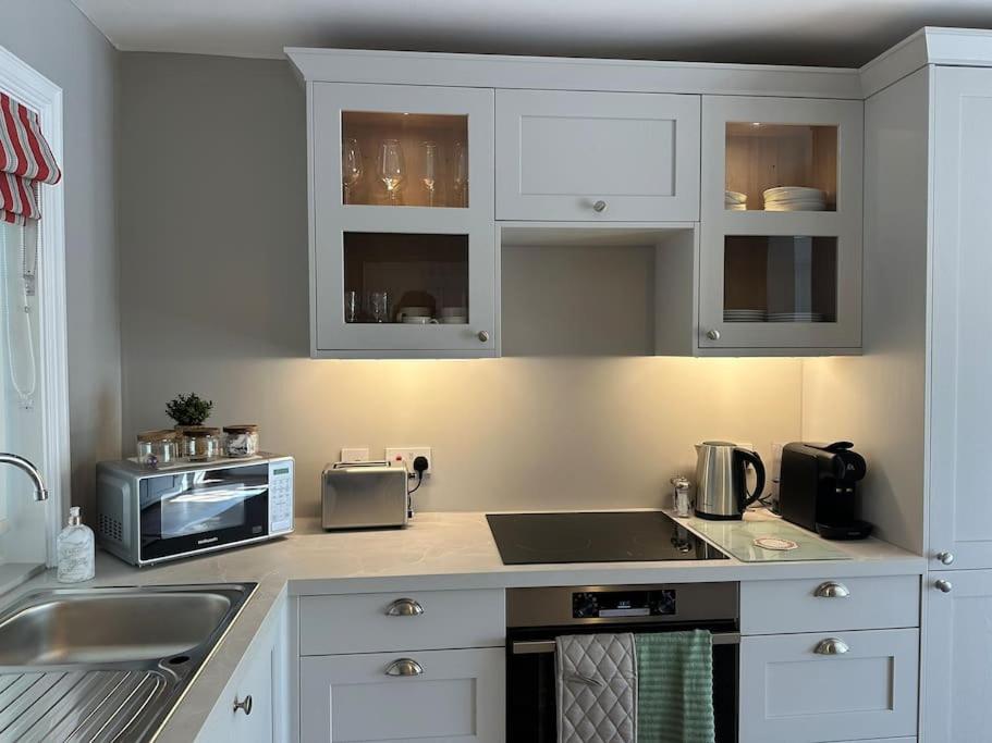 Stunning new Duplex apartment - Christchurch view 4