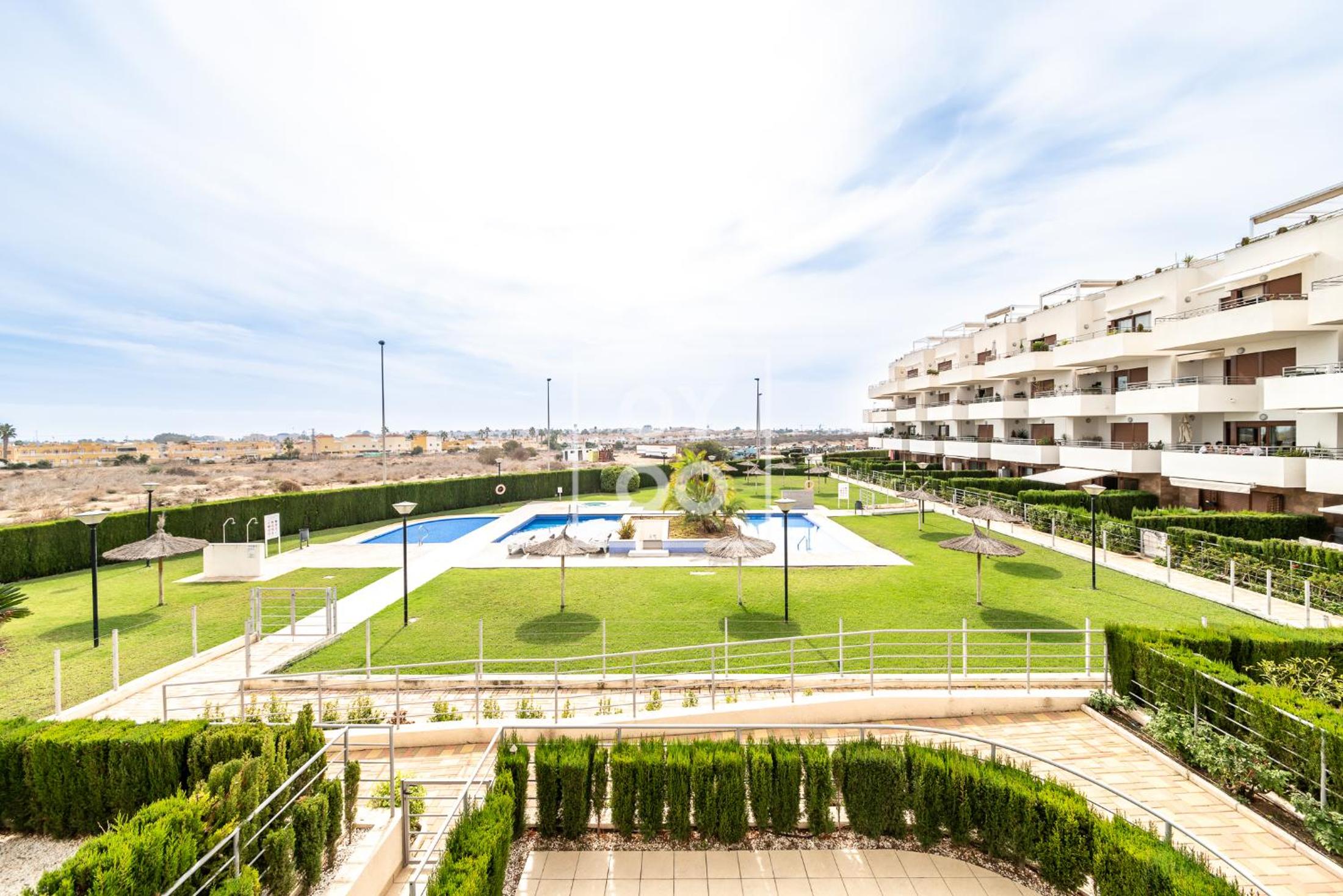 La Brisa Boutique Apartment with swimming pools, jacuzzi, outdoor fitness
