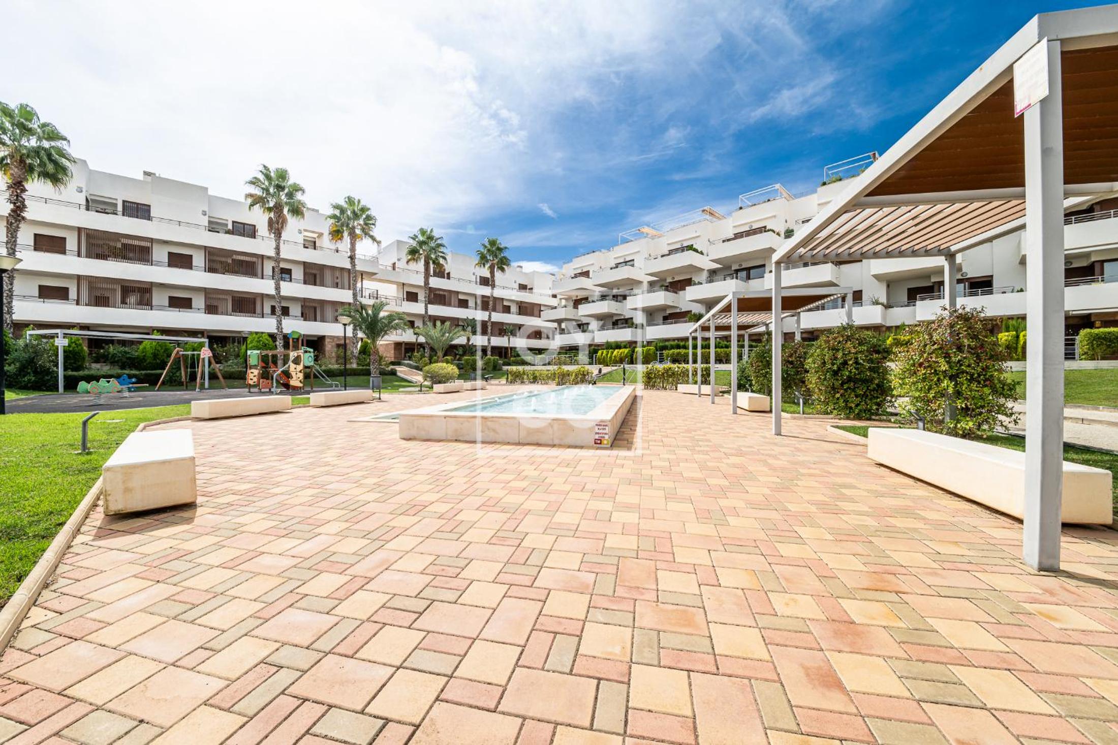 La Brisa Boutique Apartment with swimming pools, jacuzzi, outdoor fitness