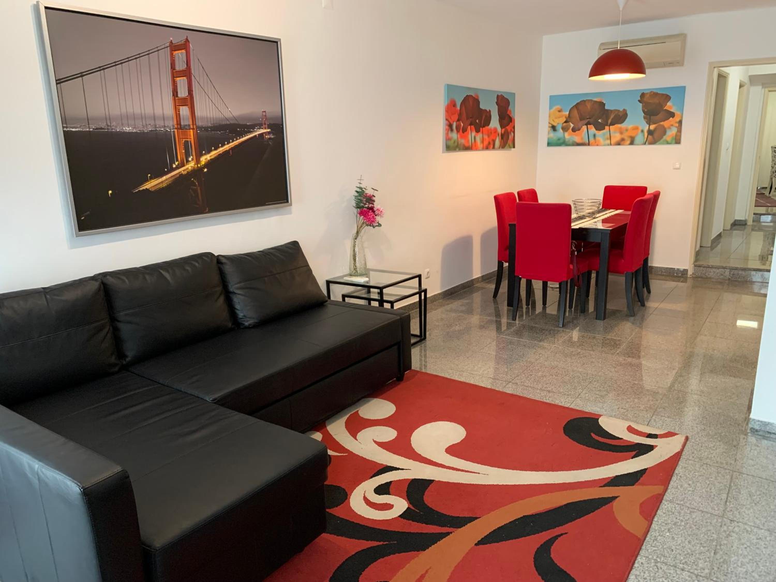 Discovery Apartment Estrela