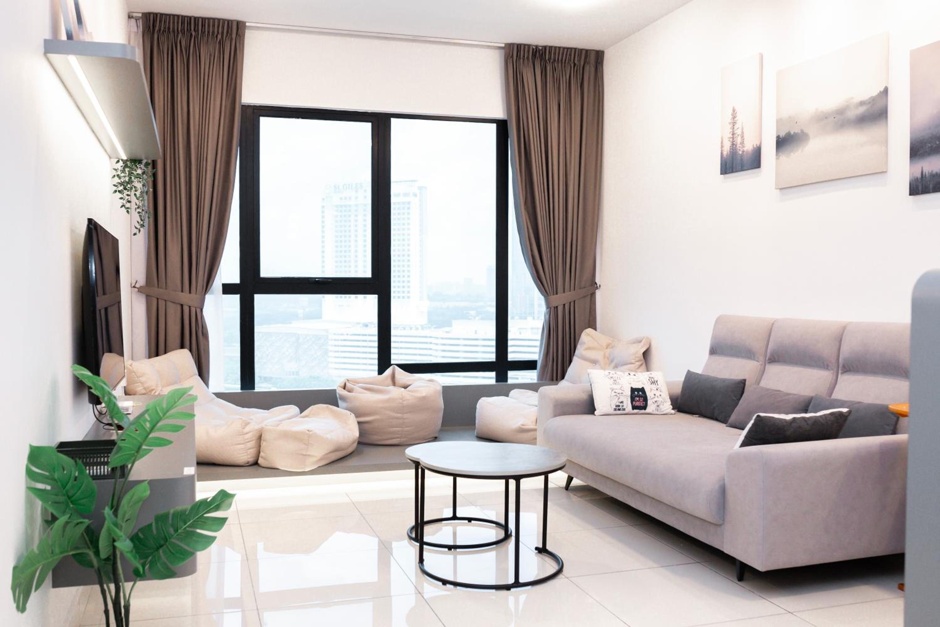 Midvalley Southkey Mosaic Greyline Residence JB CIQ 2BR 8pax