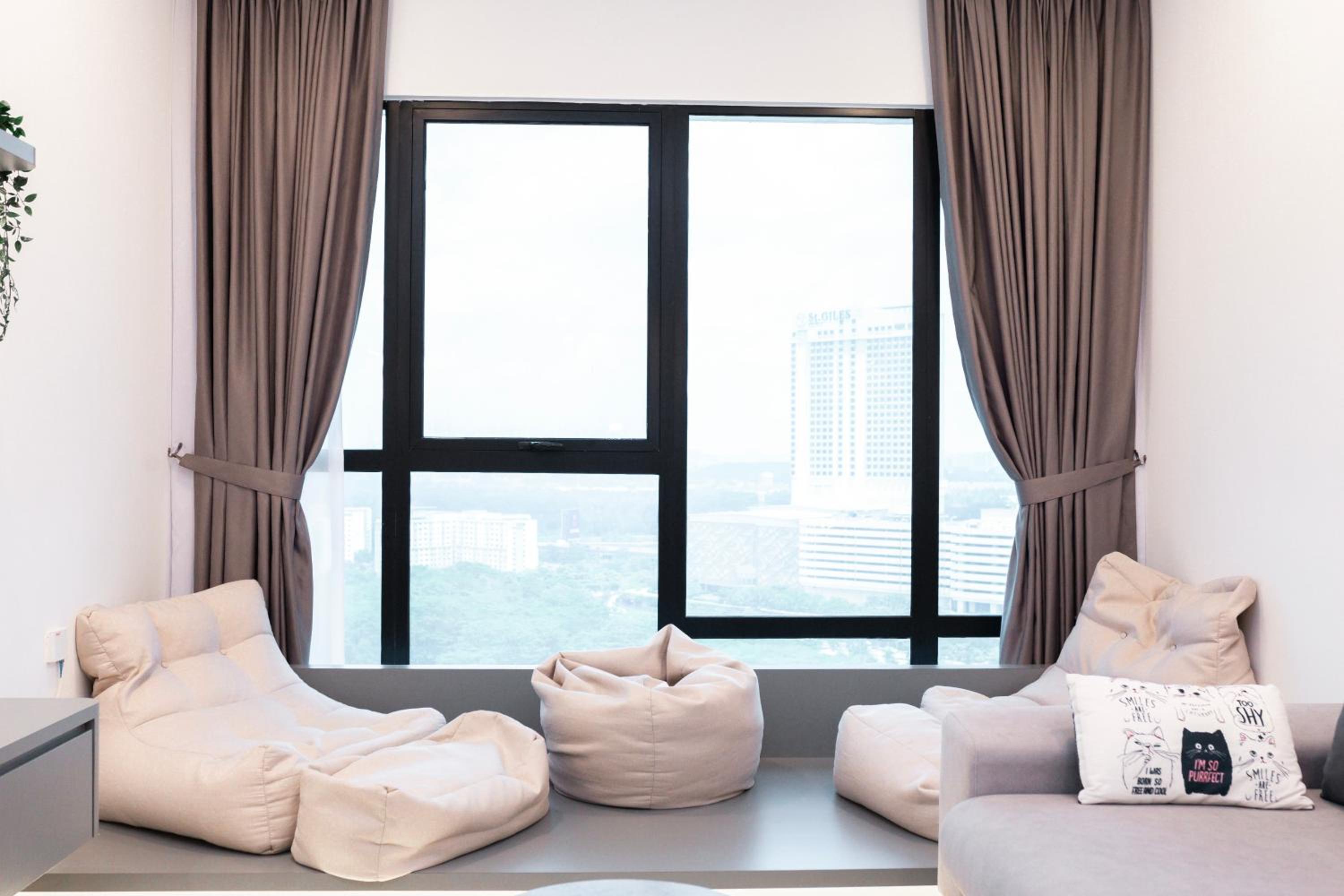 Midvalley Southkey Mosaic Greyline Residence JB CIQ 2BR 8pax