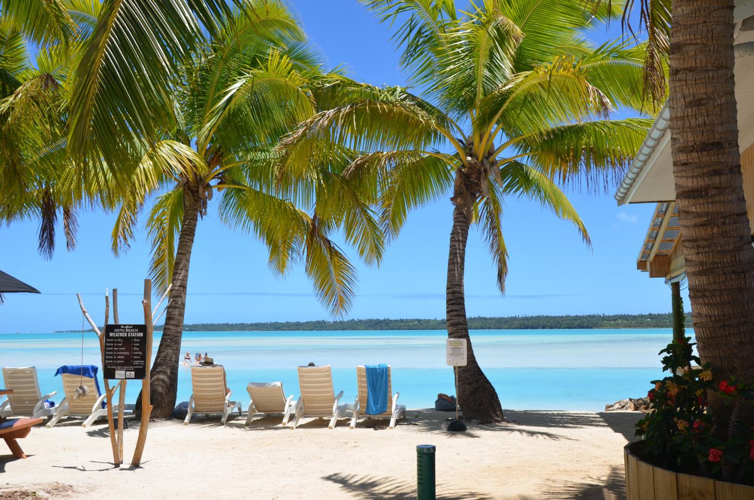 Aitutaki Village
