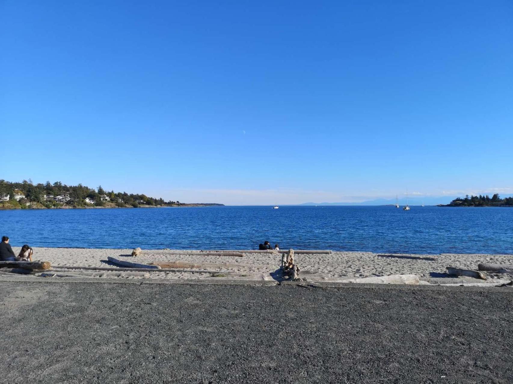 UVIC Ocean Peak house