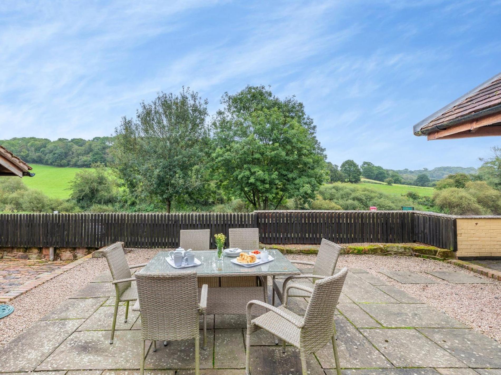 3 Bed in Bridgnorth oc-thfis view 3