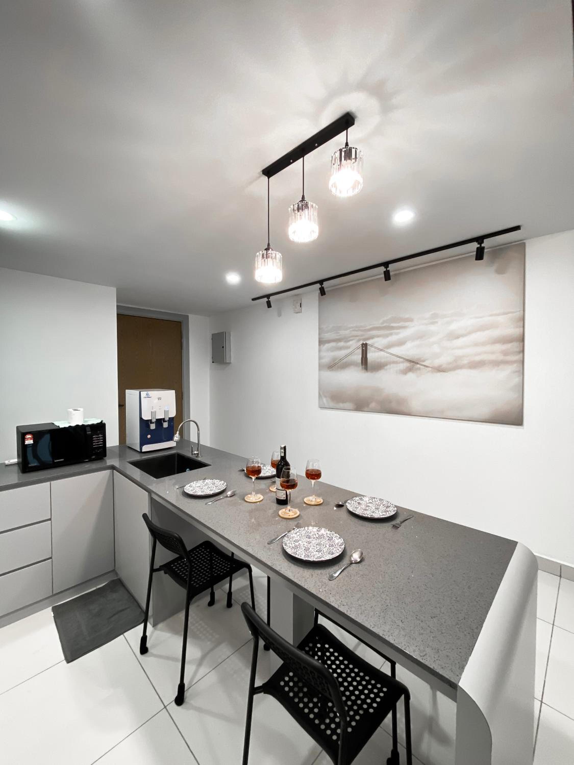 Midvalley Southkey Mosaic Greyline Residence JB CIQ 2BR 8pax