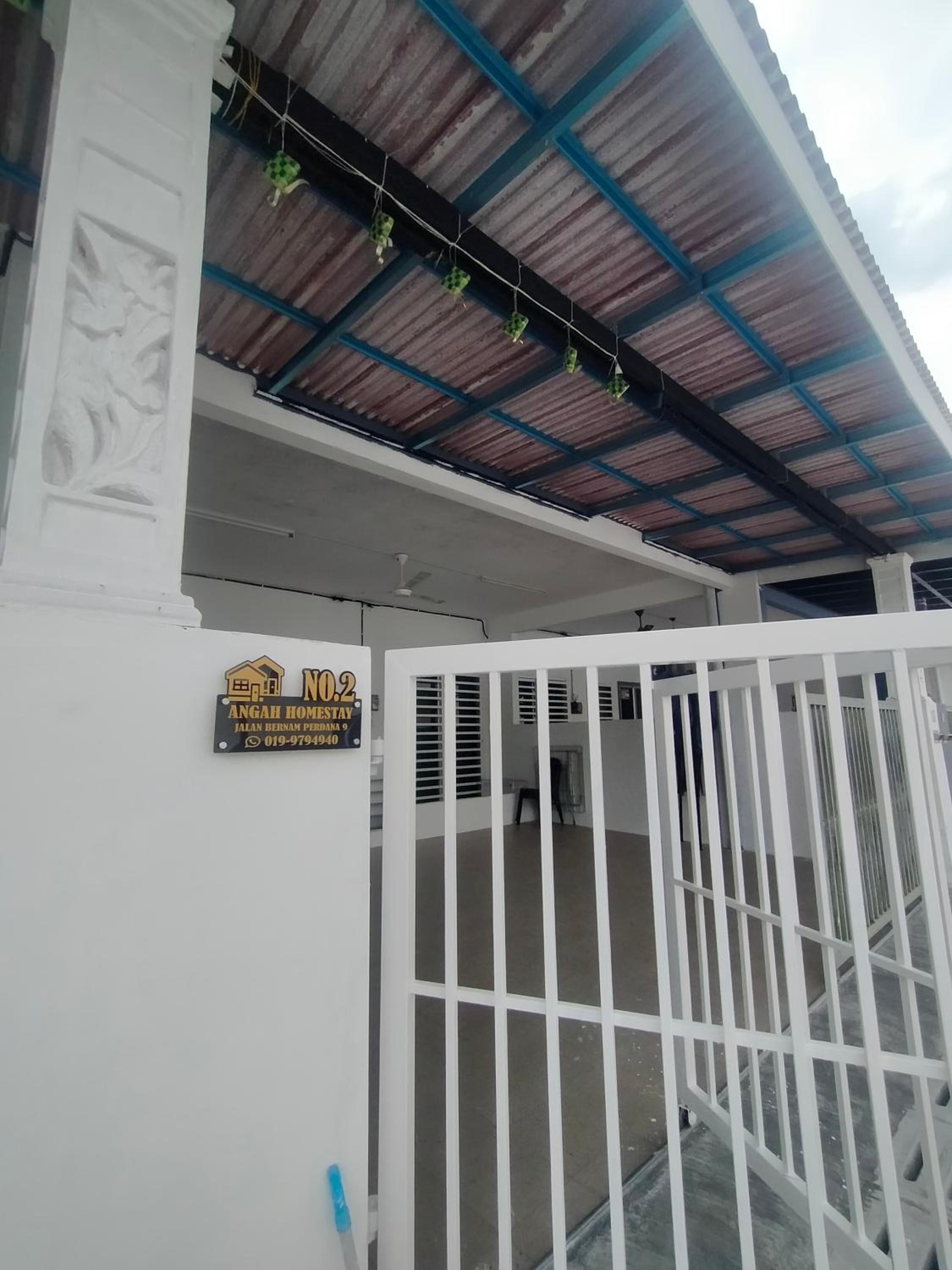 Angah Homestay