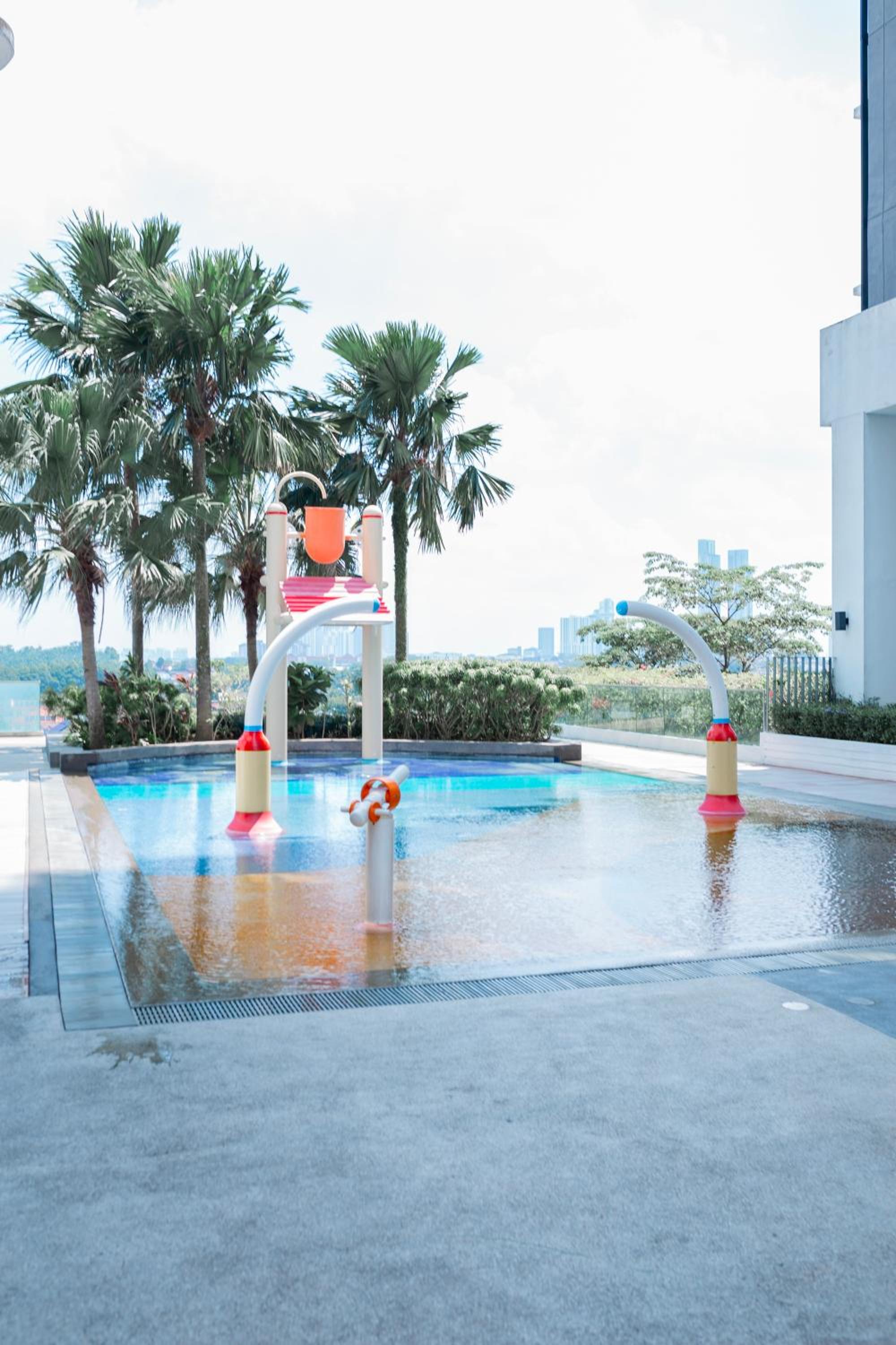 Midvalley Southkey Mosaic Greyline Residence JB CIQ 2BR 8pax