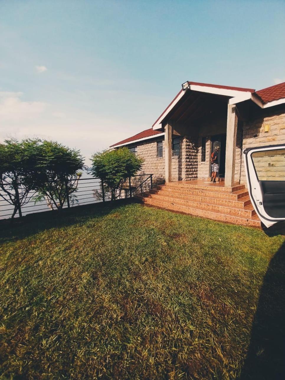 Home away from home on the shores of Lake Victoria view 3