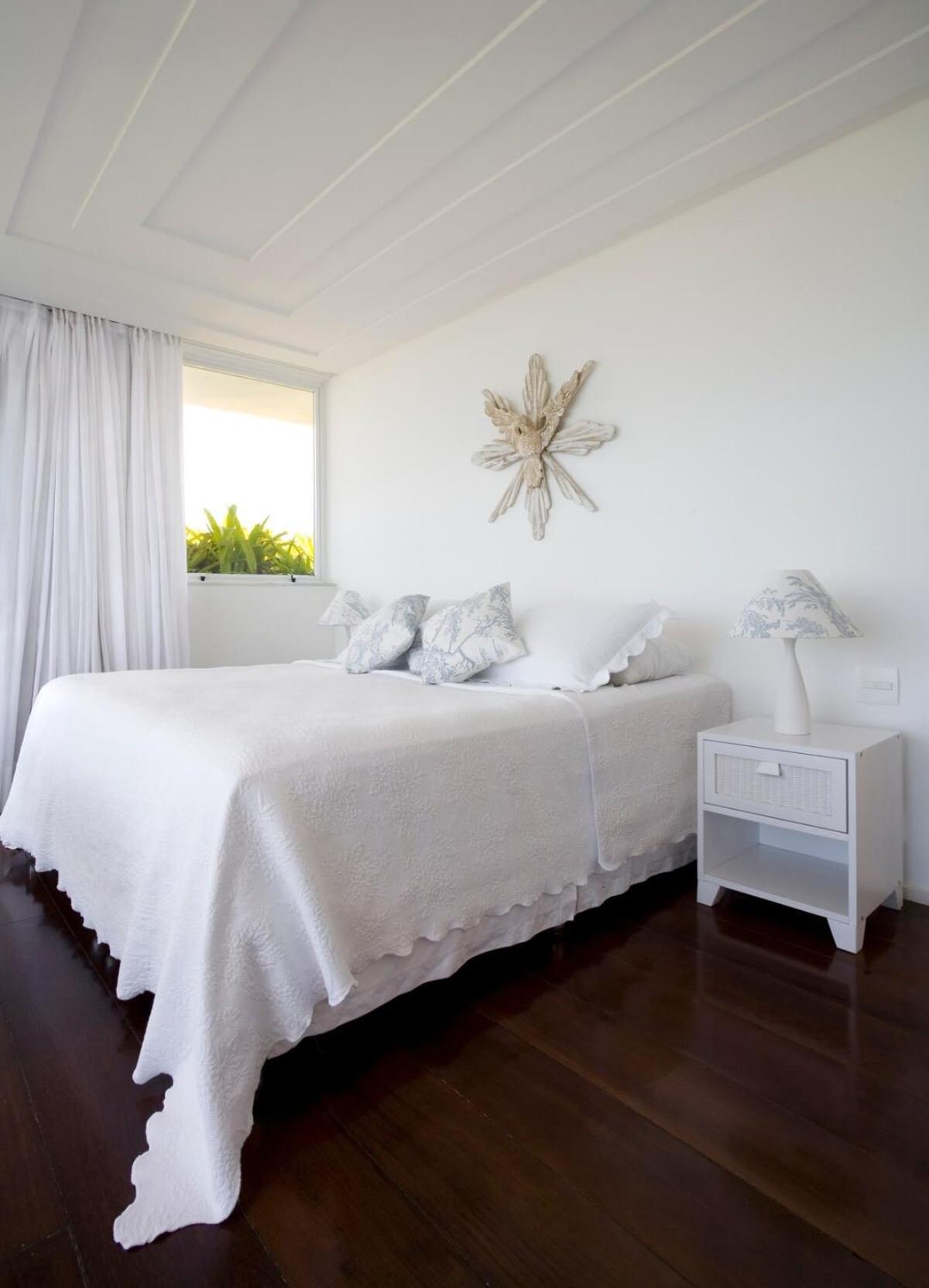 Elegant Villa in Ferradura Beach Buzios - BUZ003