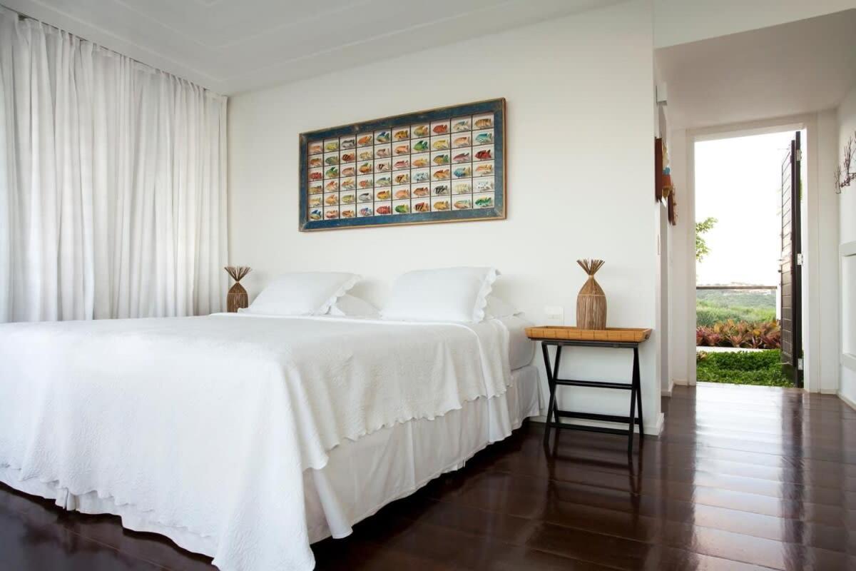 Elegant Villa in Ferradura Beach Buzios - BUZ003