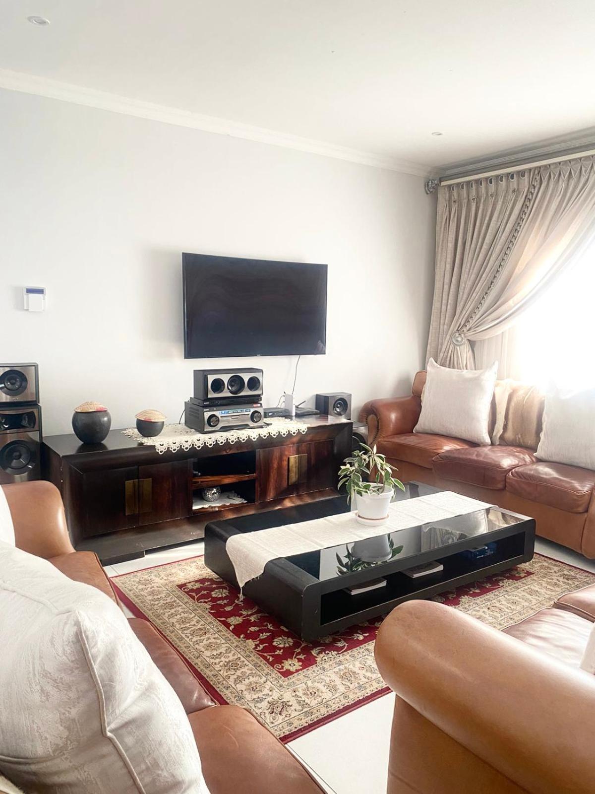 Five bedrooms holiday home view 2