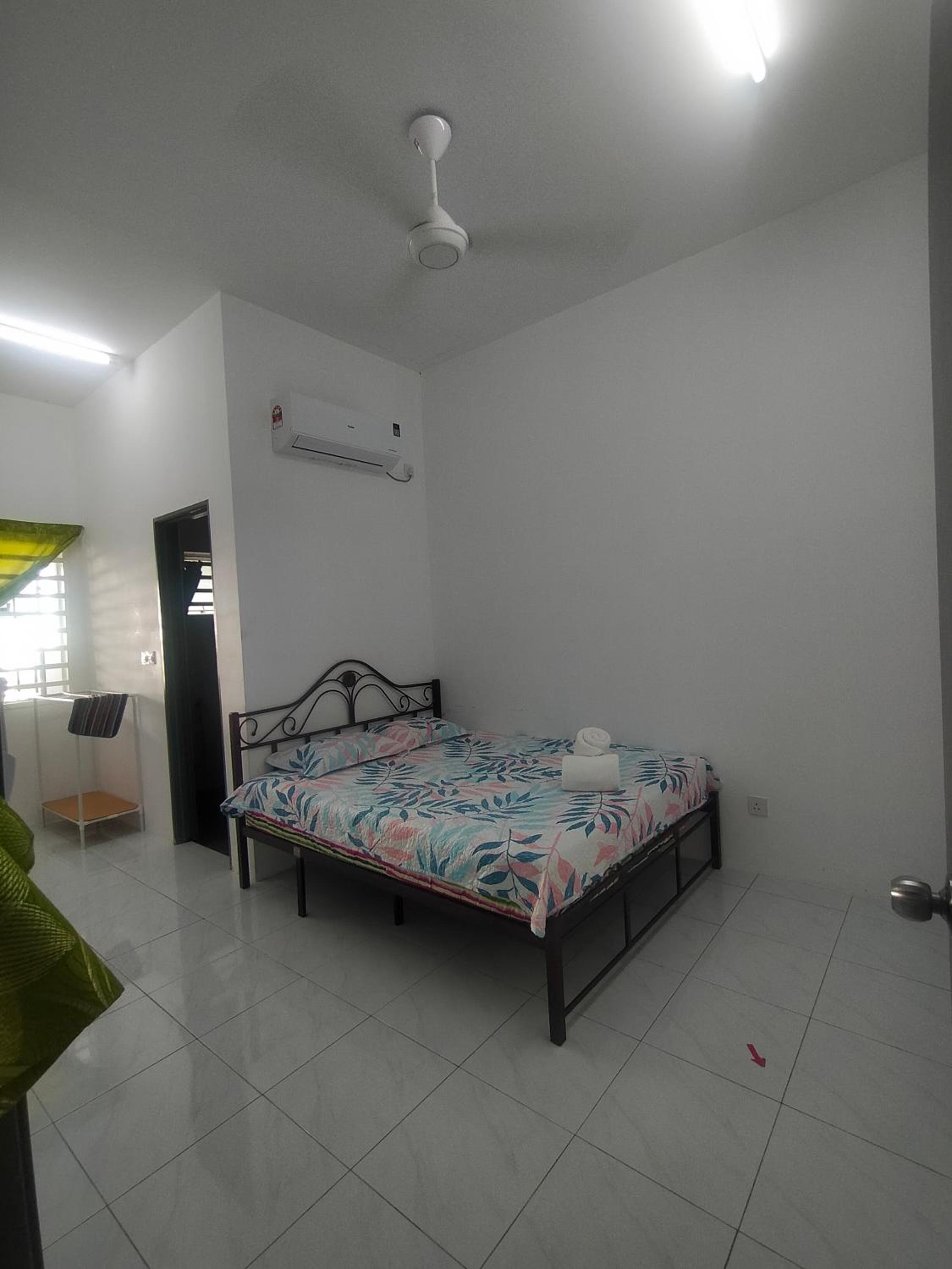 Angah Homestay
