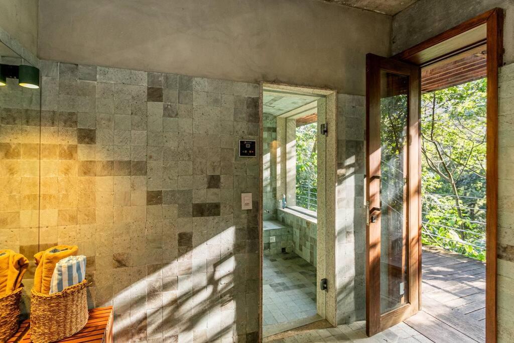 Villa d'exception à Joa