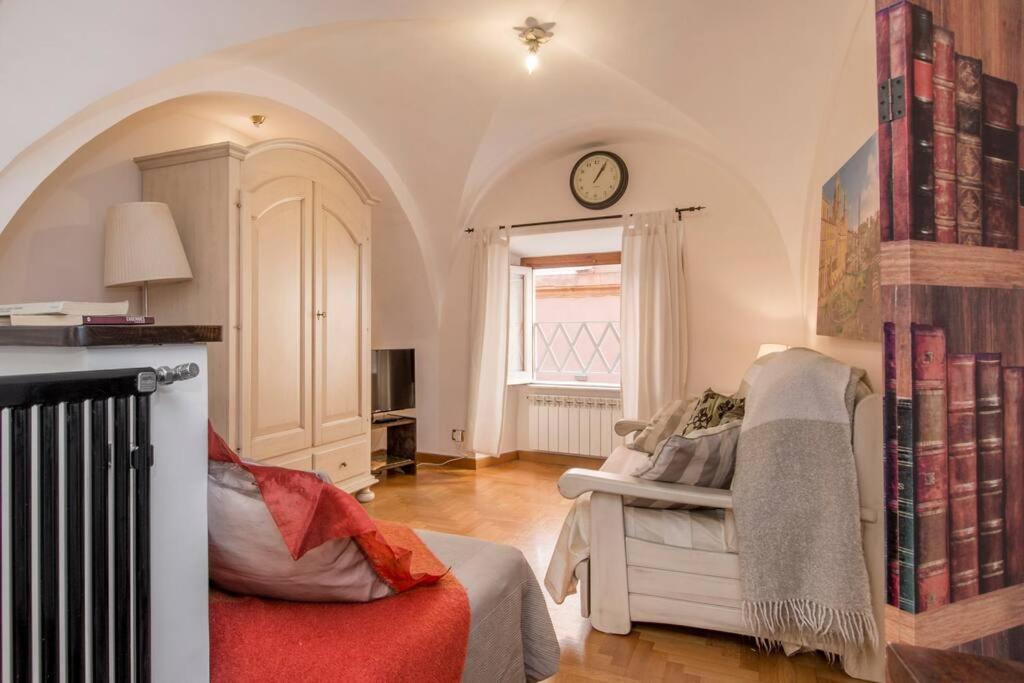 Palazzo Scapucci Apartment a Navona