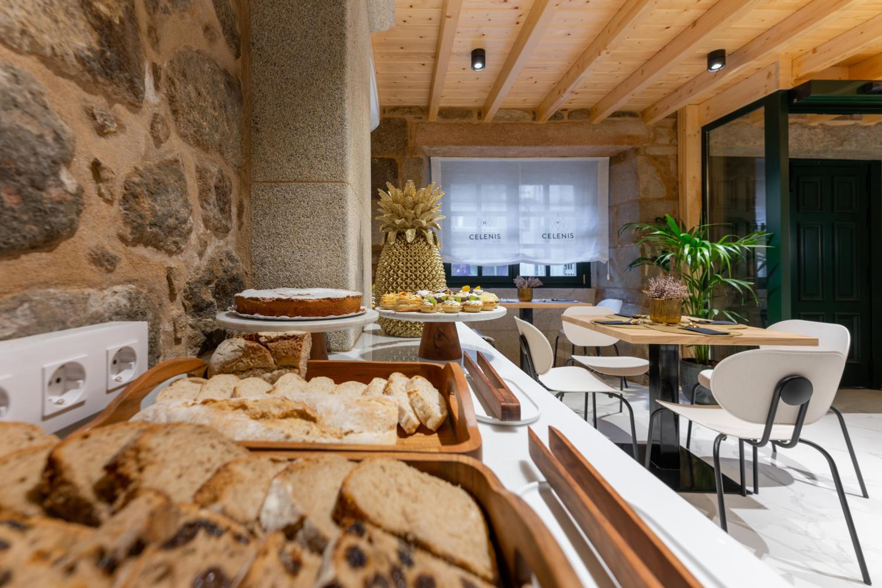 Hostal HCELENIS