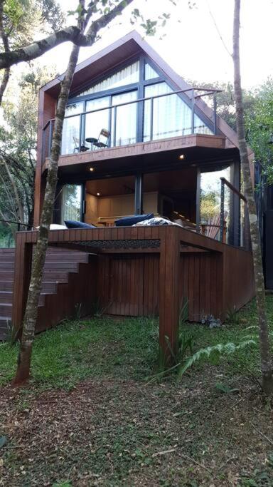 Cabana de frente lago