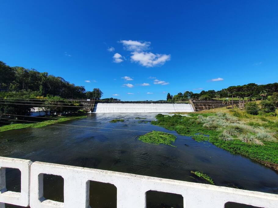 Cabana de frente lago
