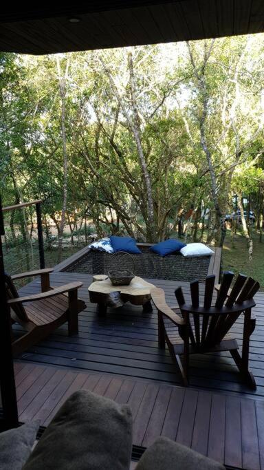 Cabana de frente lago