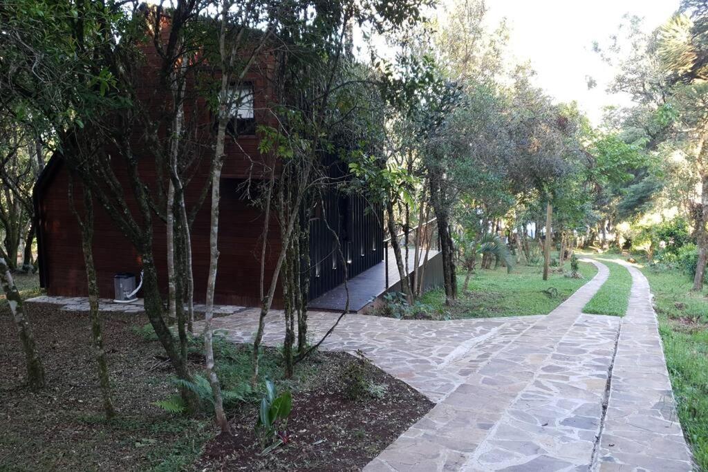 Cabana de frente lago