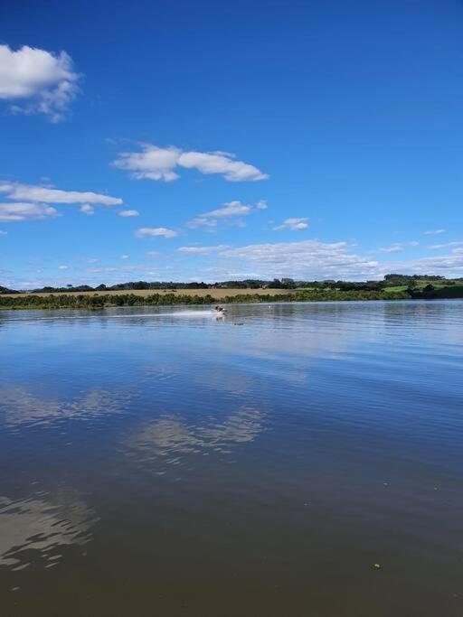 Cabana de frente lago