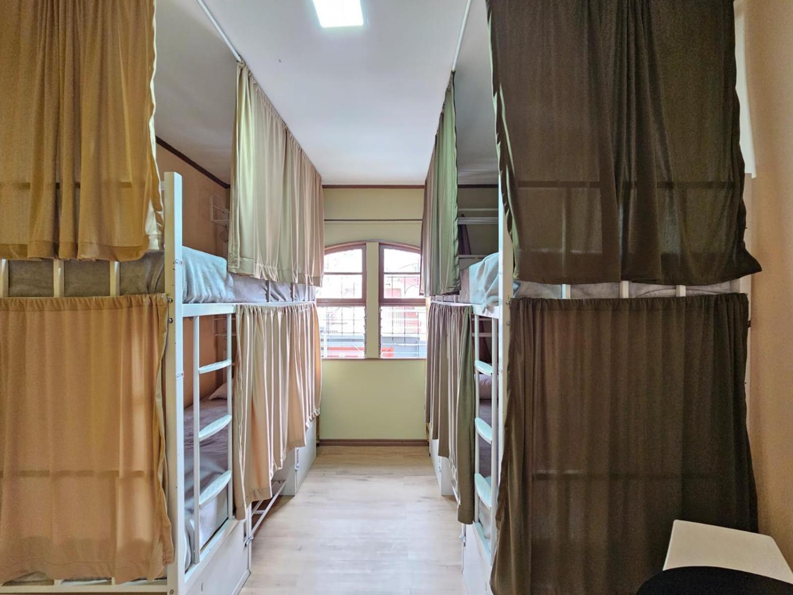 Hostel La Cali Inn