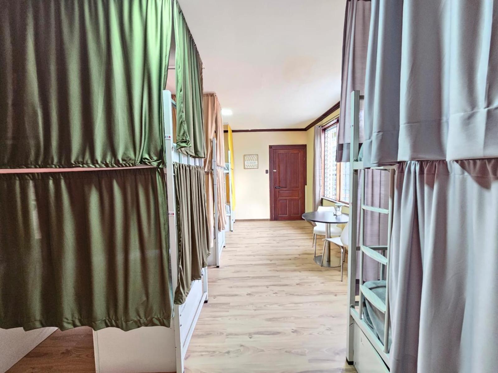Hostel La Cali Inn