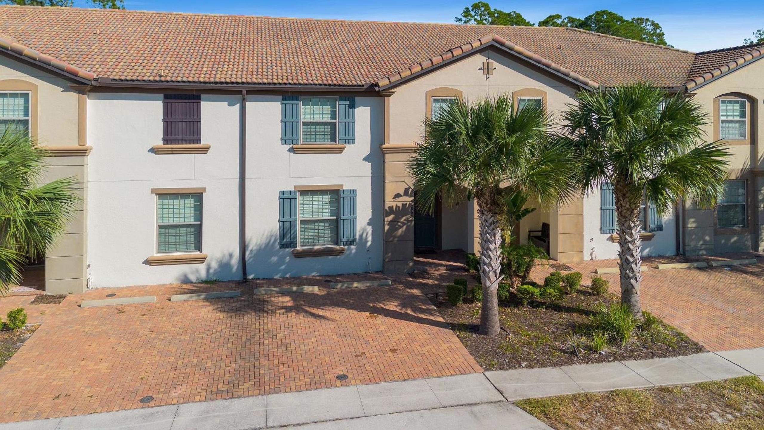 5BR Home Near Disney with Clubhouse view 3