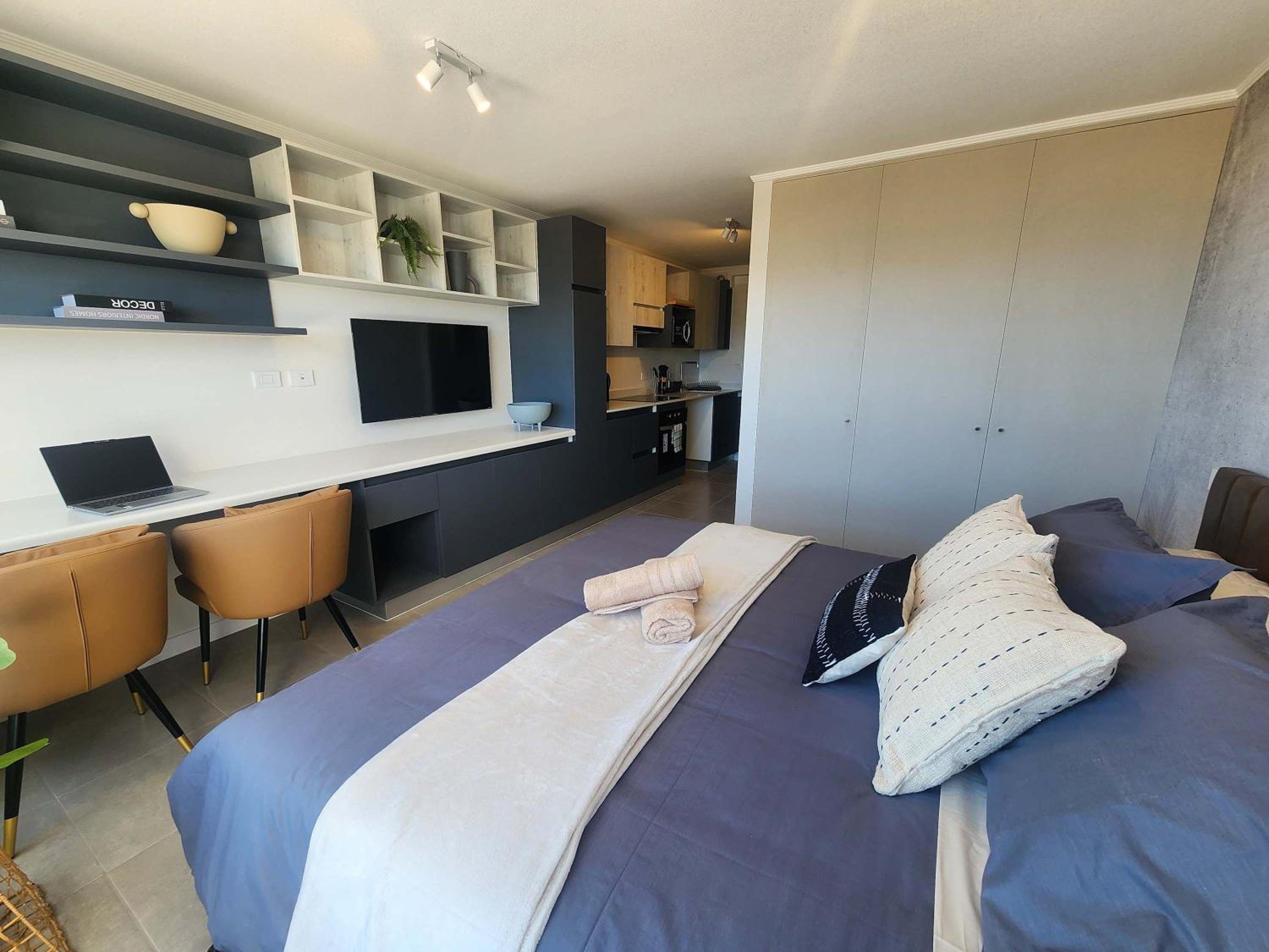 HOM l Vista Mar Cowork Parking Wifi Faro Serena
