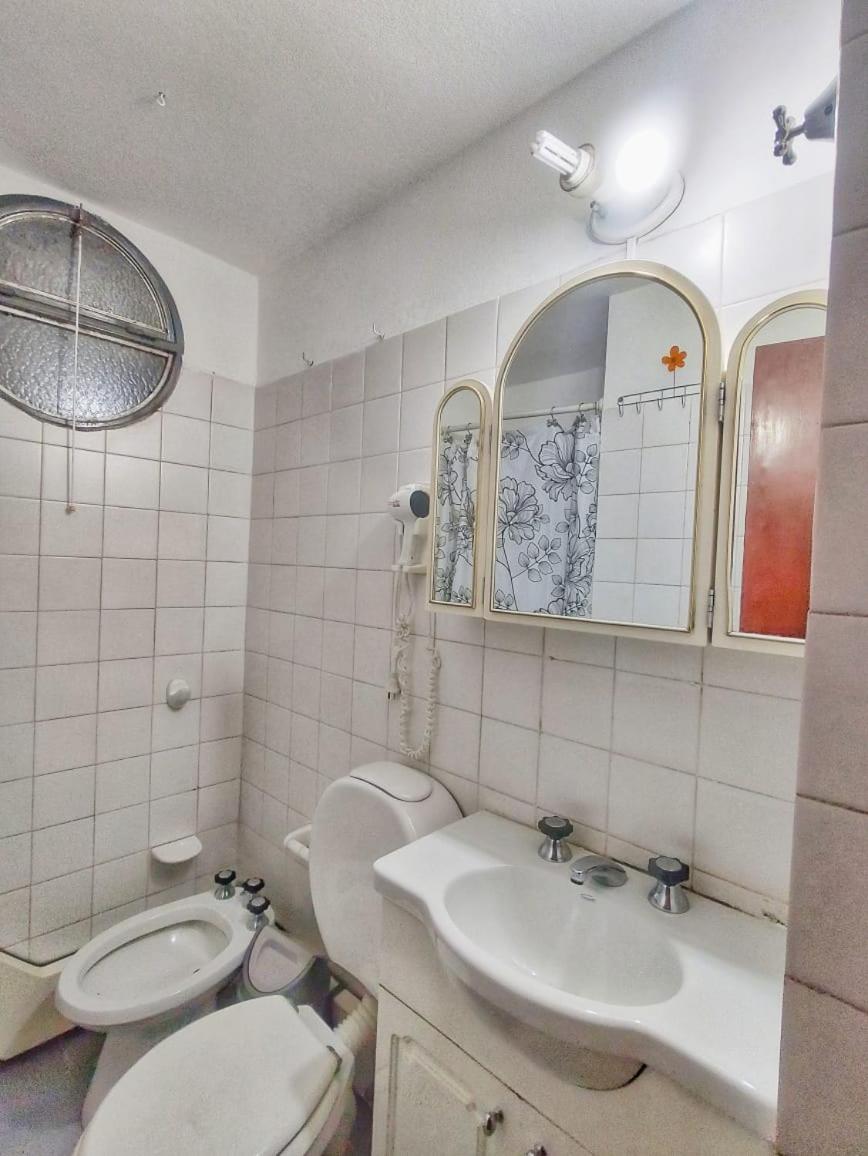 1DEPTO GUEMES BELGRANO A DOS CUADRAS DEL PATIO OLMOS EN LA ZONA MAS TURISTICA DE CÓRDOBA Y CERCA DEL SANATORiO ALLENDE