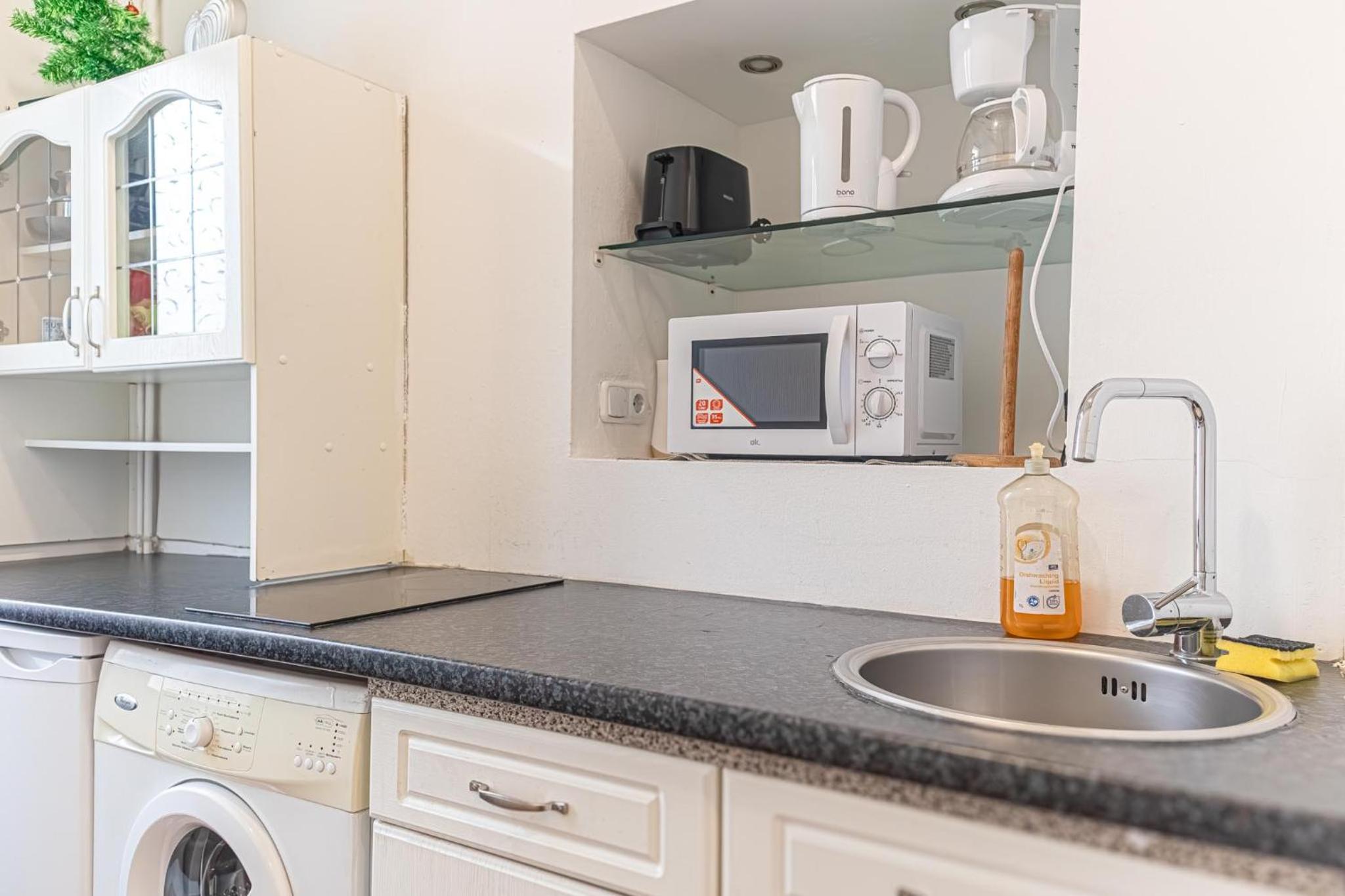 Comfortable 1BR Apt In Perfect Location