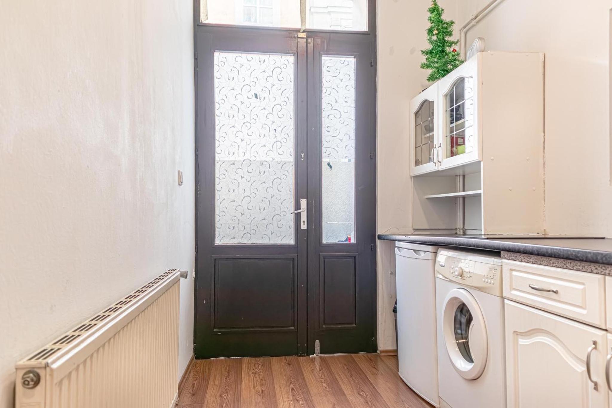 Comfortable 1BR Apt In Perfect Location