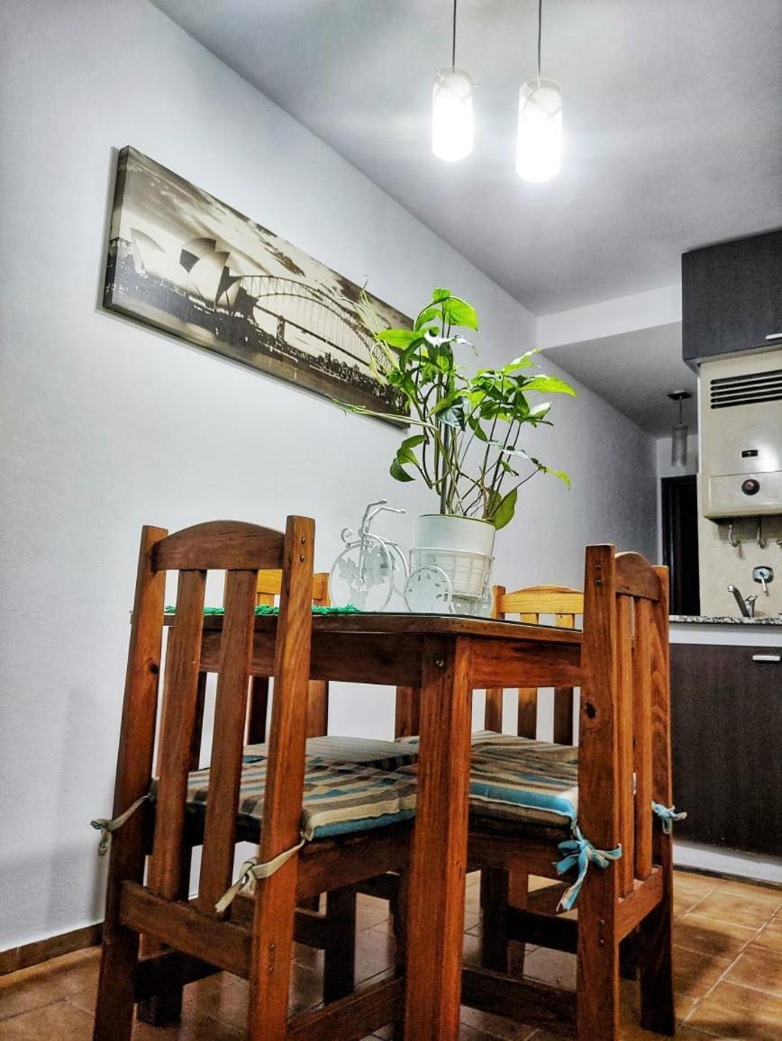1DEPTO GUEMES BELGRANO A DOS CUADRAS DEL PATIO OLMOS EN LA ZONA MAS TURISTICA DE CÓRDOBA Y CERCA DEL SANATORiO ALLENDE