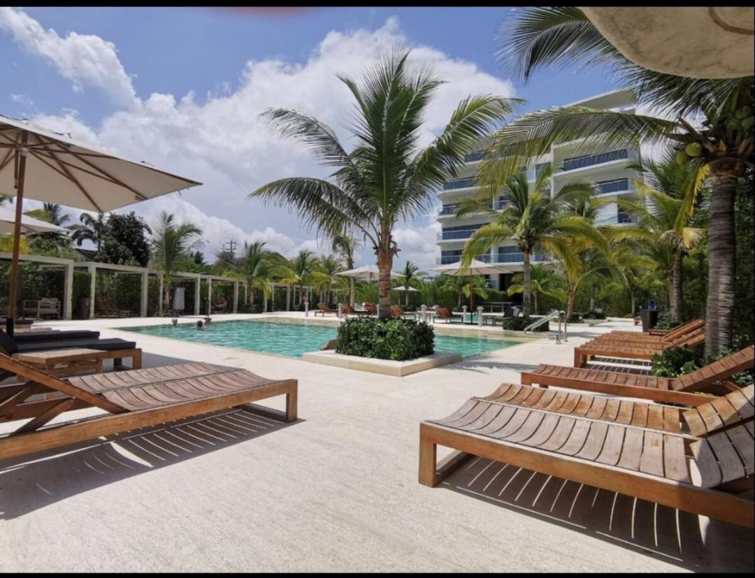 Manglar y mar apartamento