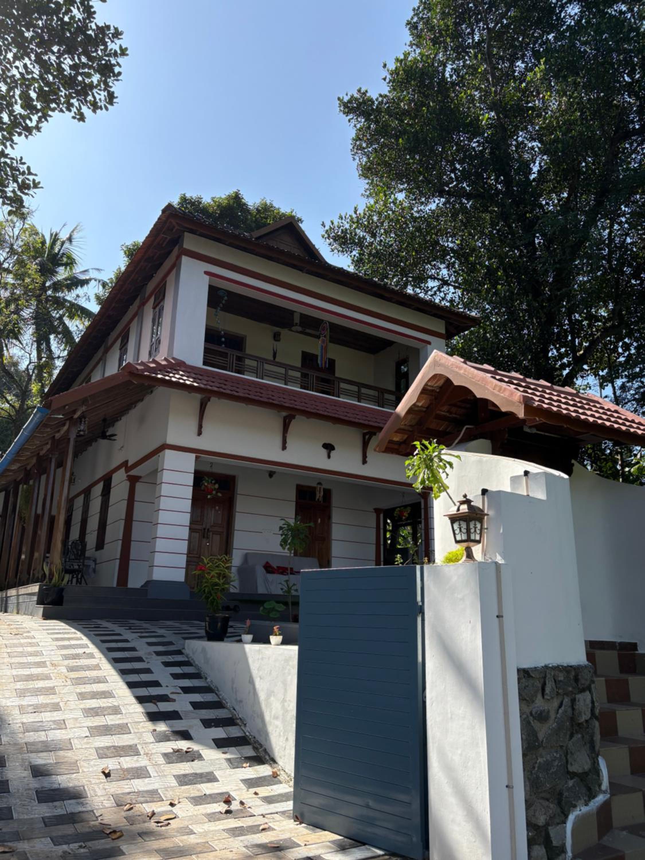 Lake View Villa, Kovalam view 4