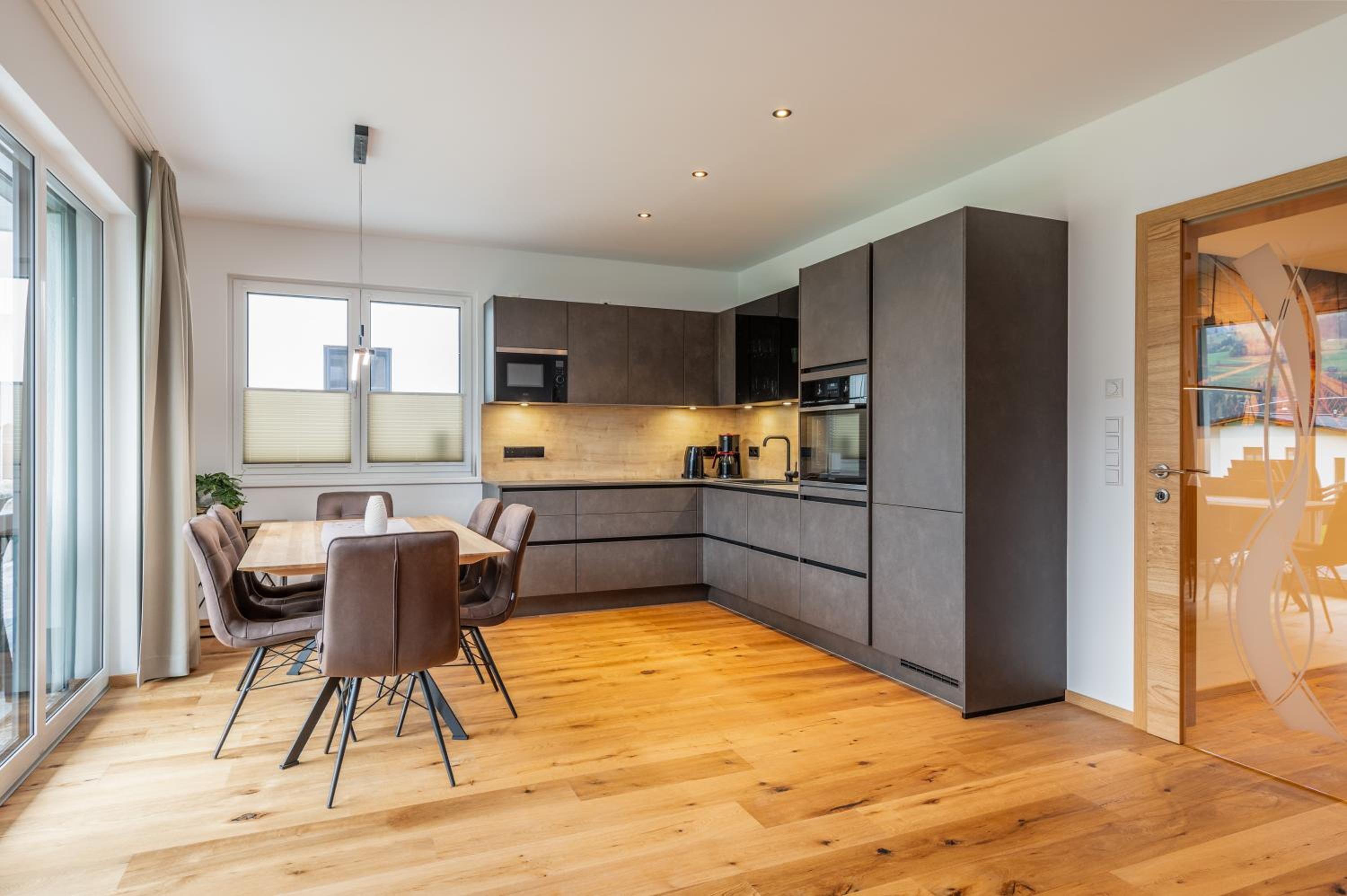 GardenAlpin & PanoramaAlpin Apartments - by myNests