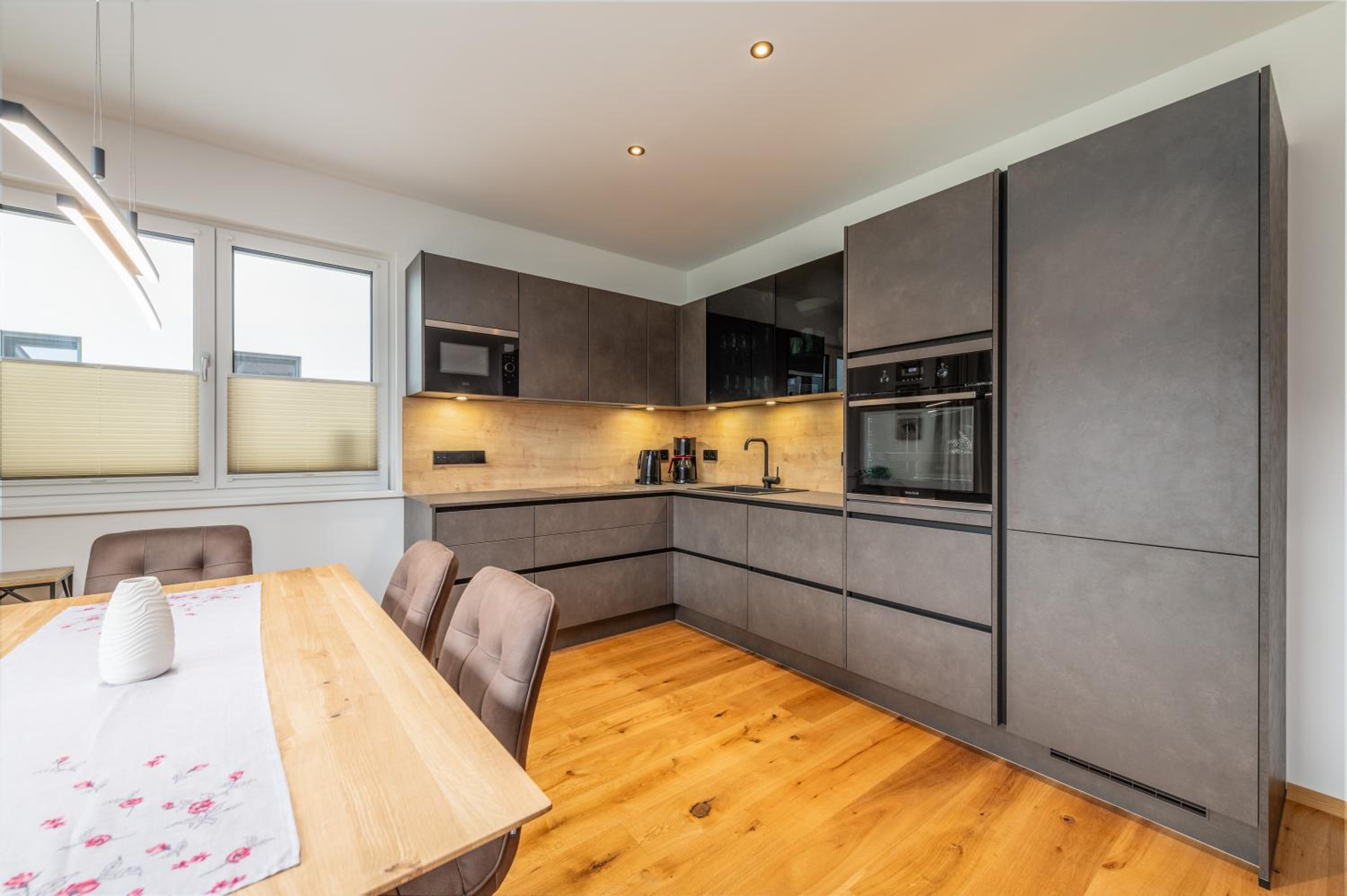 GardenAlpin & PanoramaAlpin Apartments - by myNests