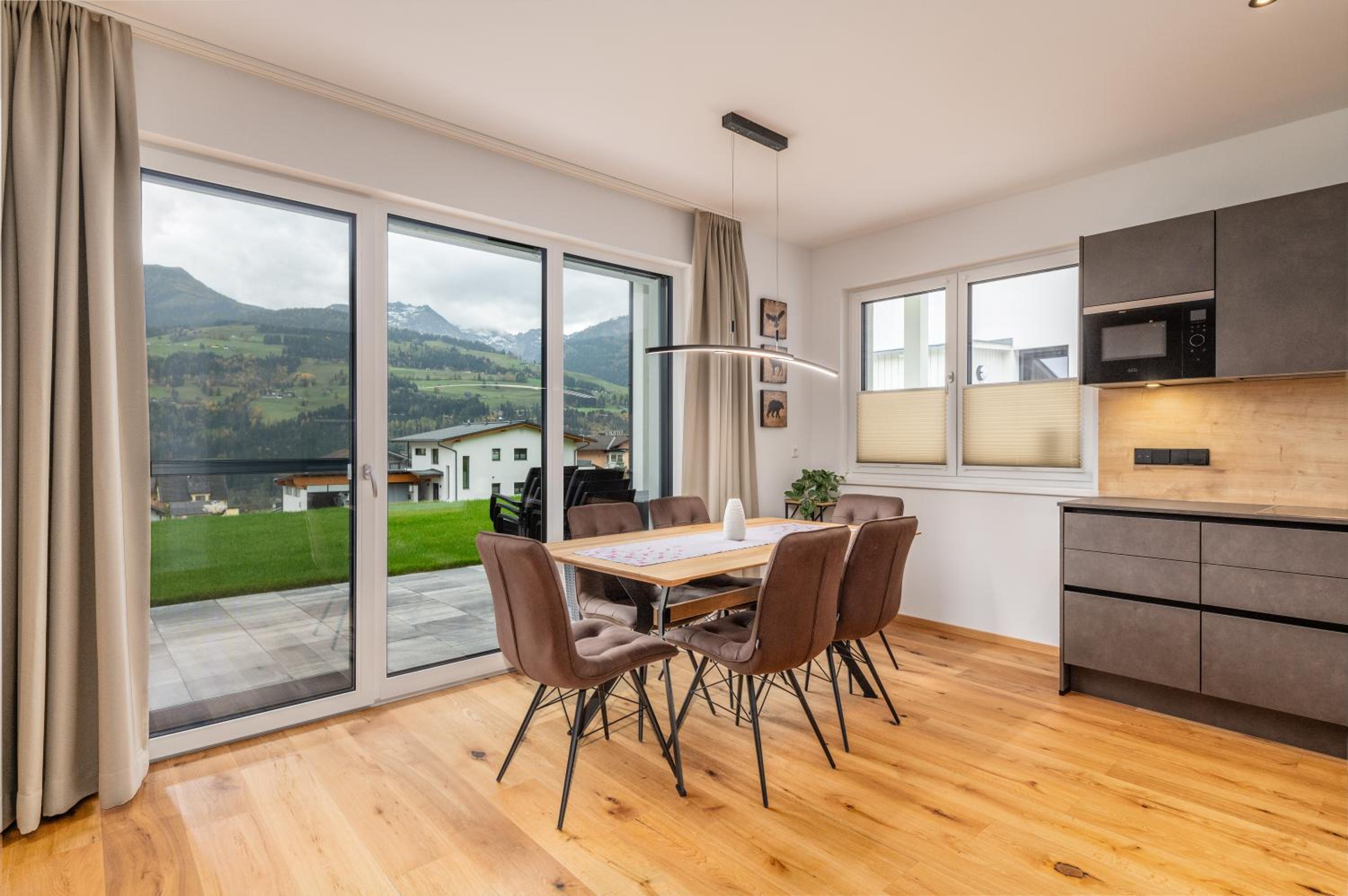 GardenAlpin & PanoramaAlpin Apartments - by myNests