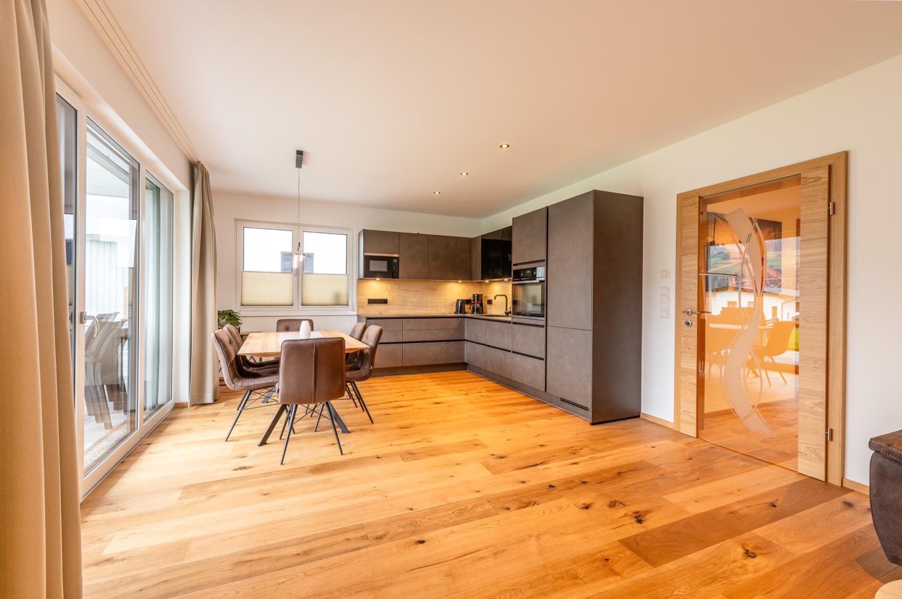 GardenAlpin & PanoramaAlpin Apartments - by myNests