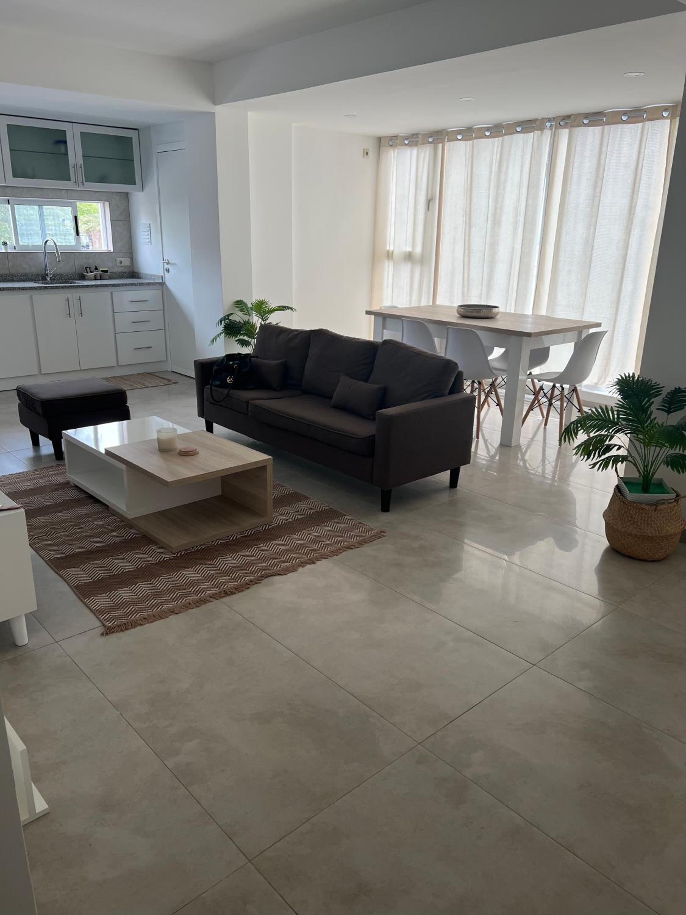 Apartamentos Baia Marginal 1
