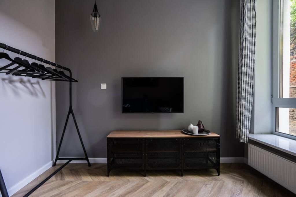 Golden Apartments in Warsaw - Stylish and Cozy Studio - Ząbkowska A