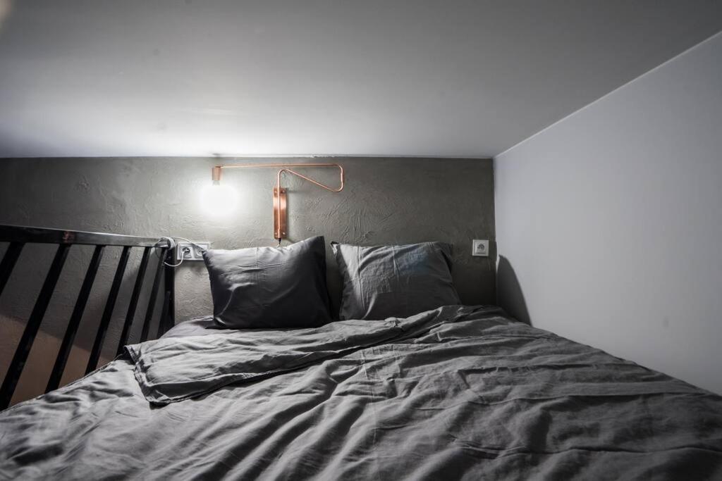 Golden Apartments in Warsaw - Stylish and Cozy Studio - Ząbkowska A