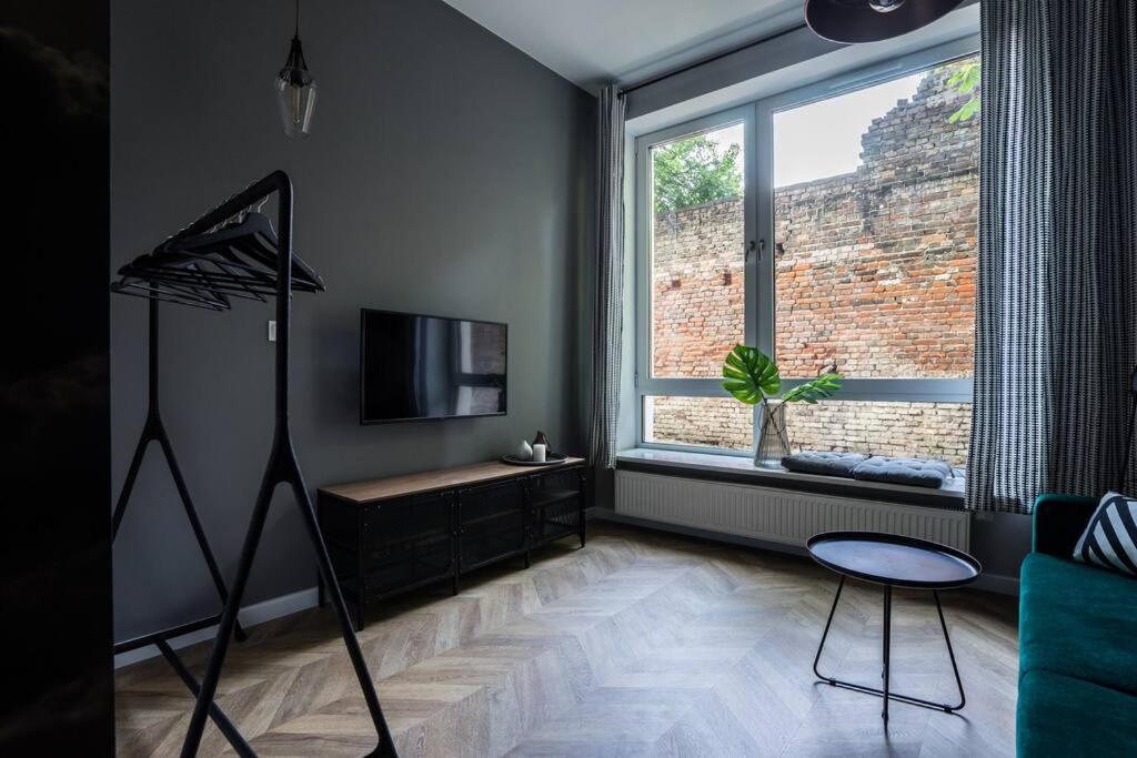 Golden Apartments in Warsaw - Stylish and Cozy Studio - Ząbkowska A
